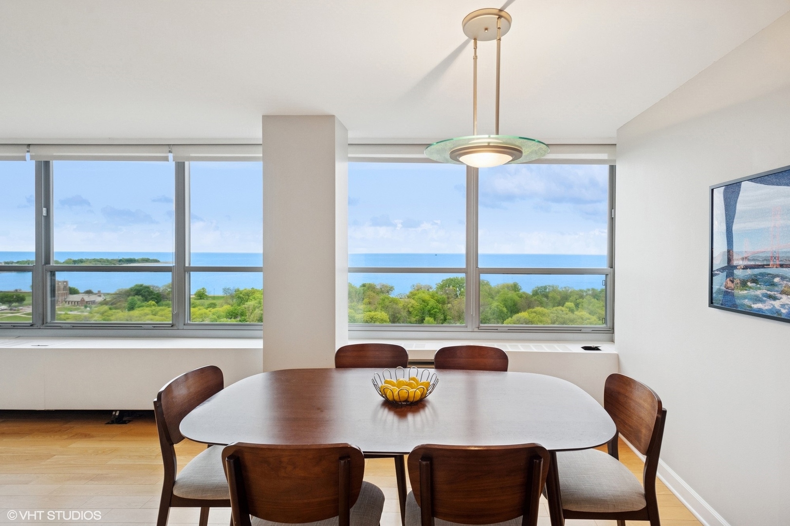 3550 N LAKE SHORE Drive Unit: 1901