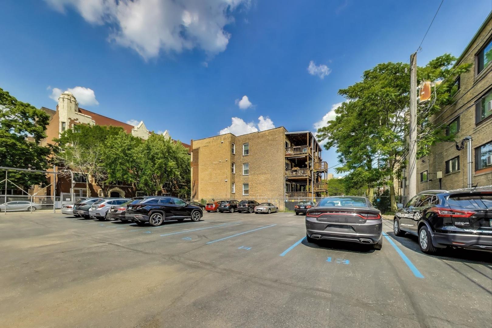 906 W Sunnyside Avenue Unit: 2A