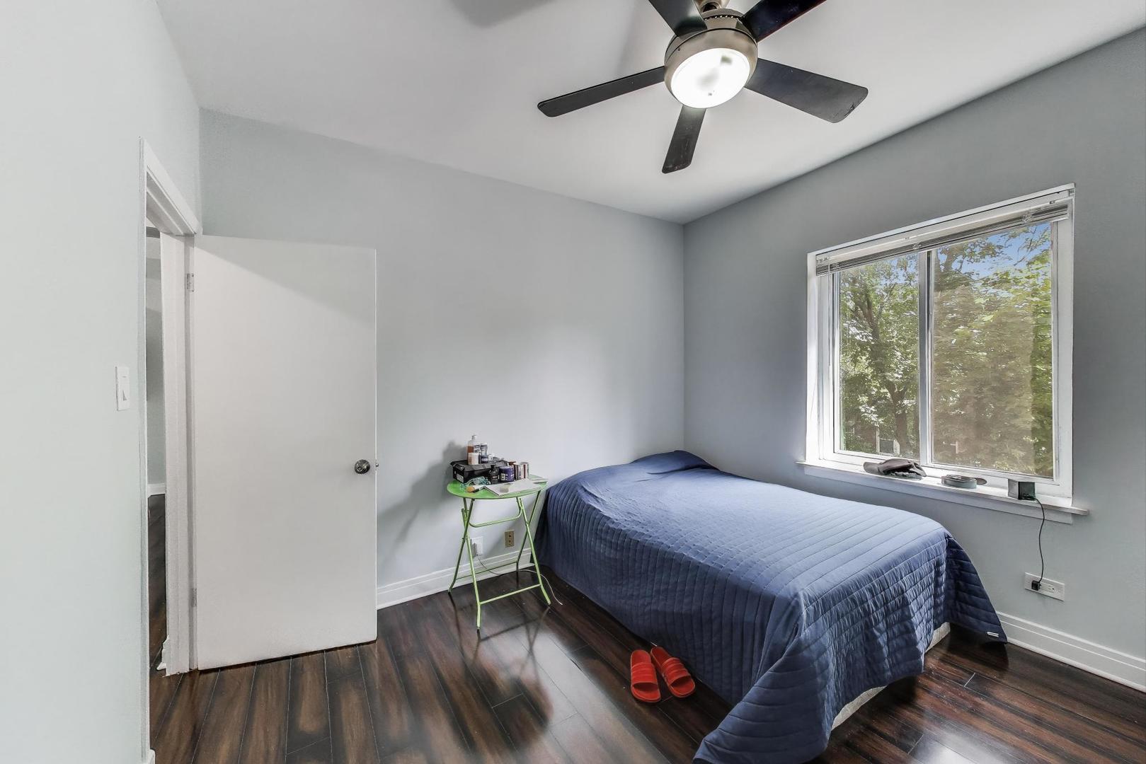 906 W Sunnyside Avenue Unit: 2A