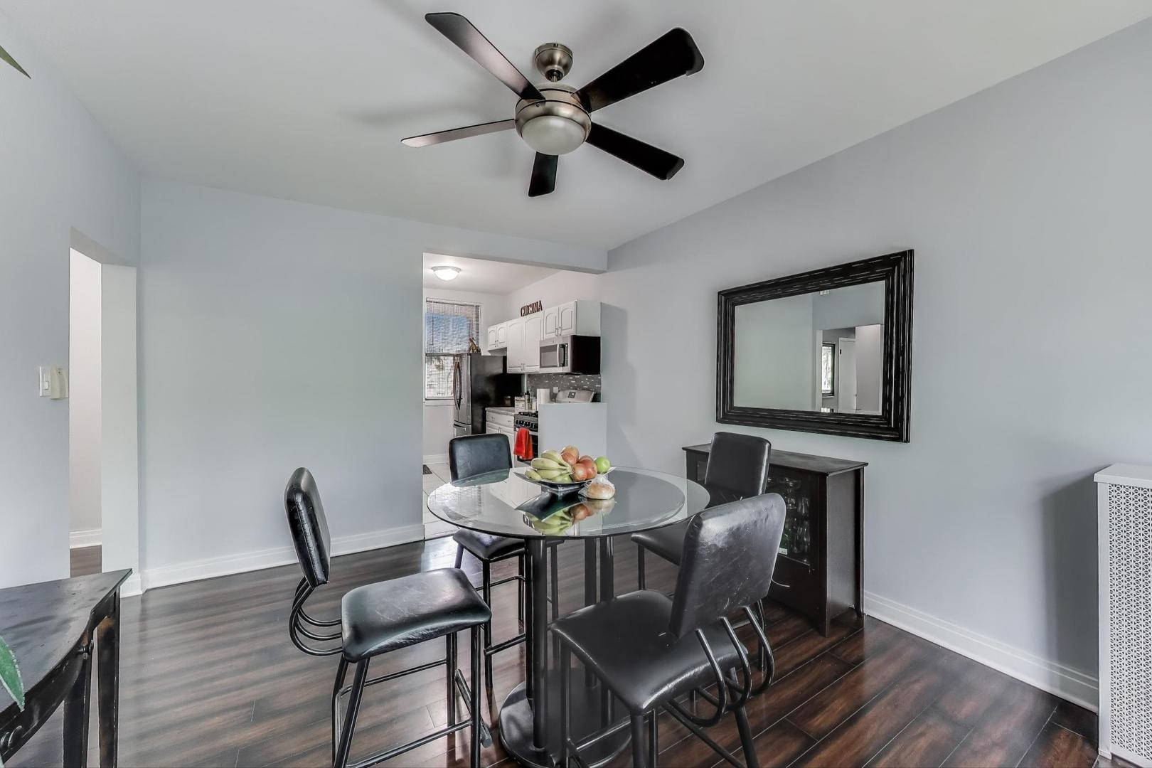 906 W Sunnyside Avenue Unit: 2A