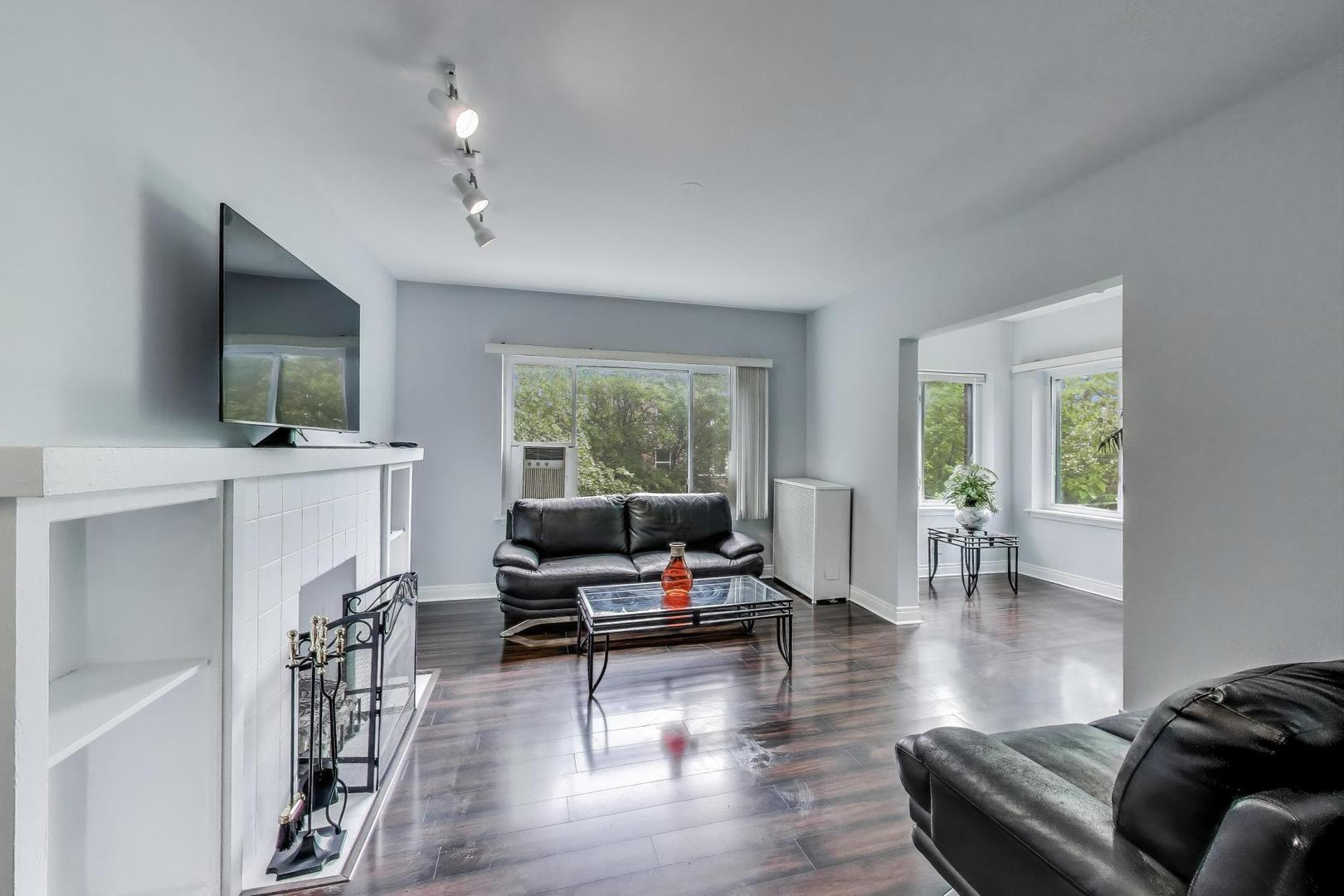 906 W Sunnyside Avenue Unit: 2A