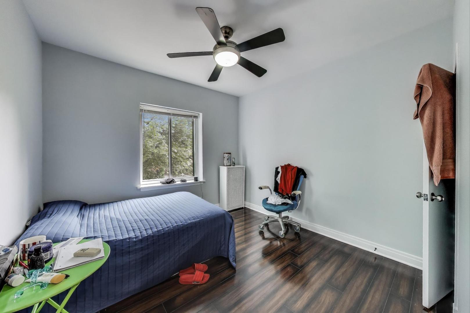 906 W Sunnyside Avenue Unit: 2A