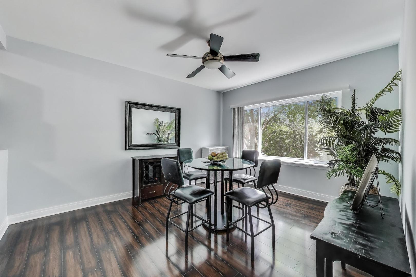 906 W Sunnyside Avenue Unit: 2A