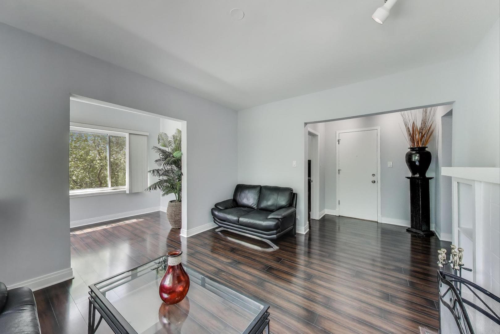 906 W Sunnyside Avenue Unit: 2A