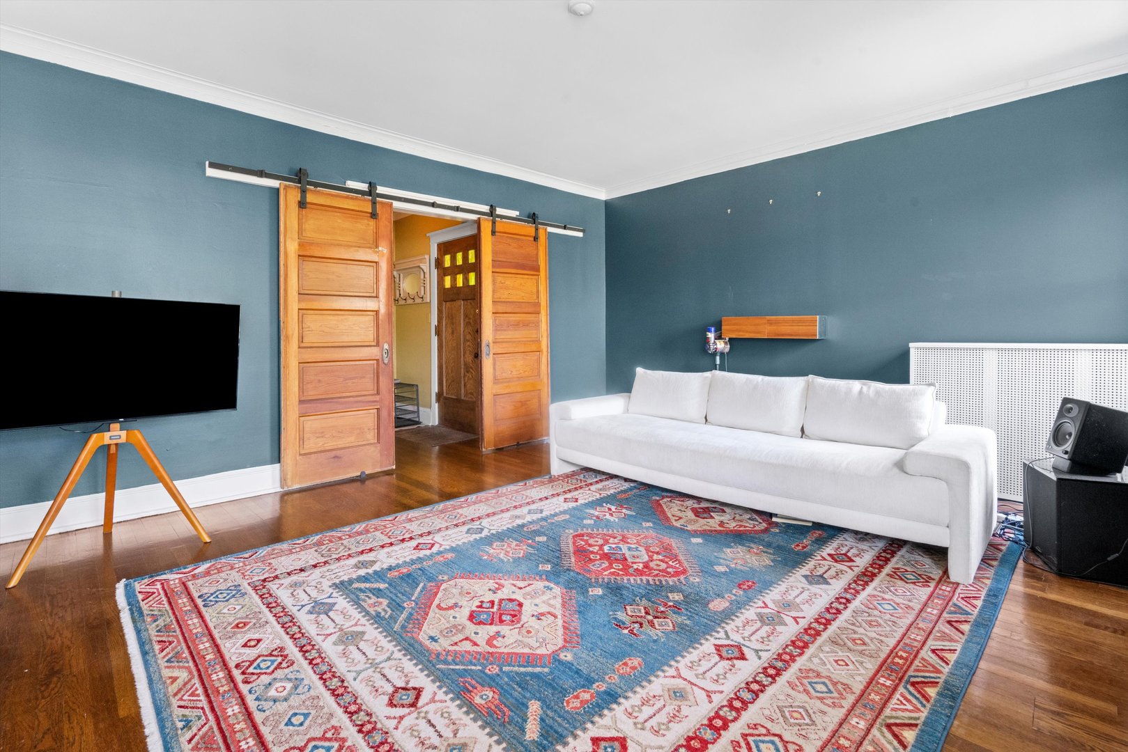 629 W BUCKINGHAM Place Unit: 3E