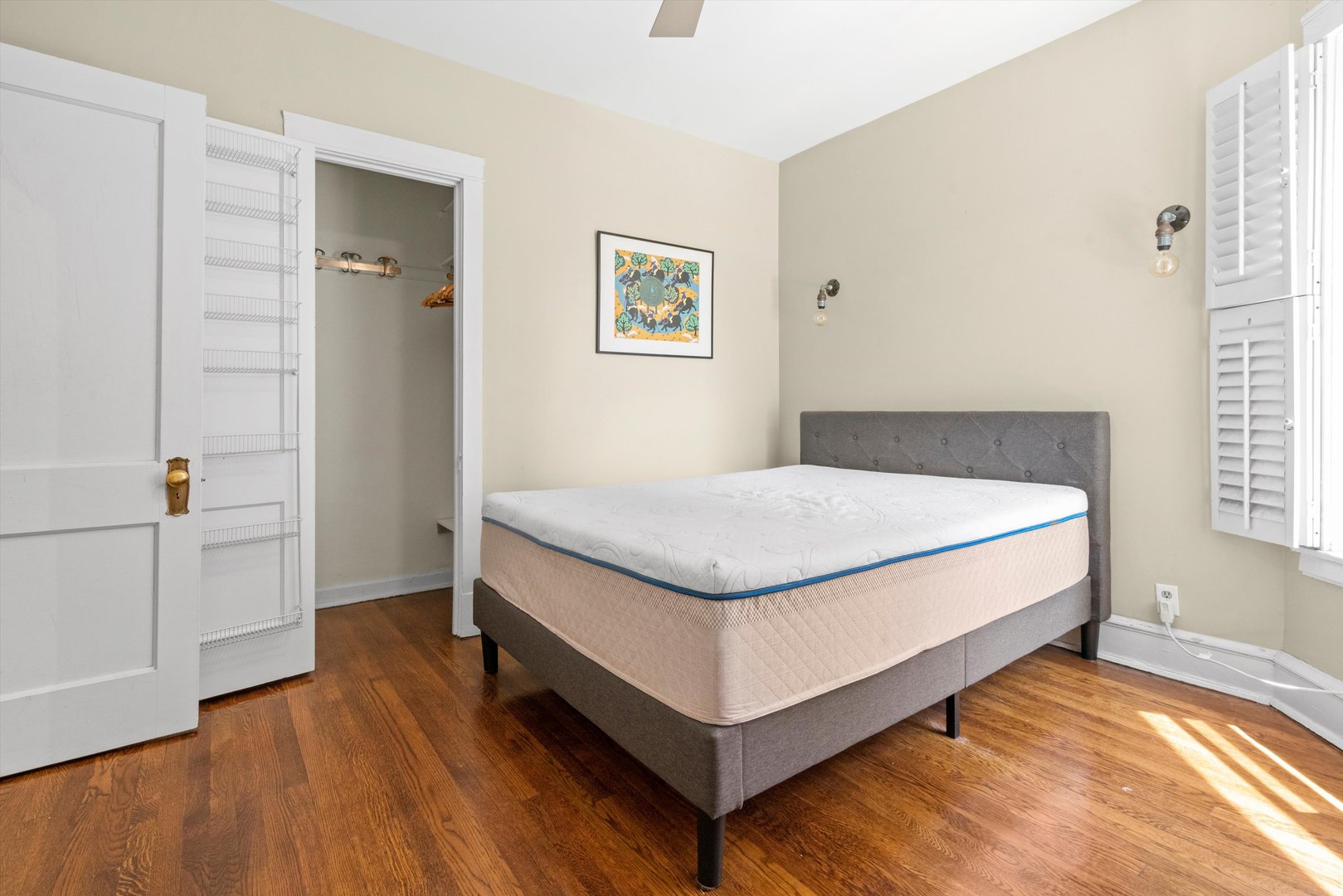 629 W BUCKINGHAM Place Unit: 3E