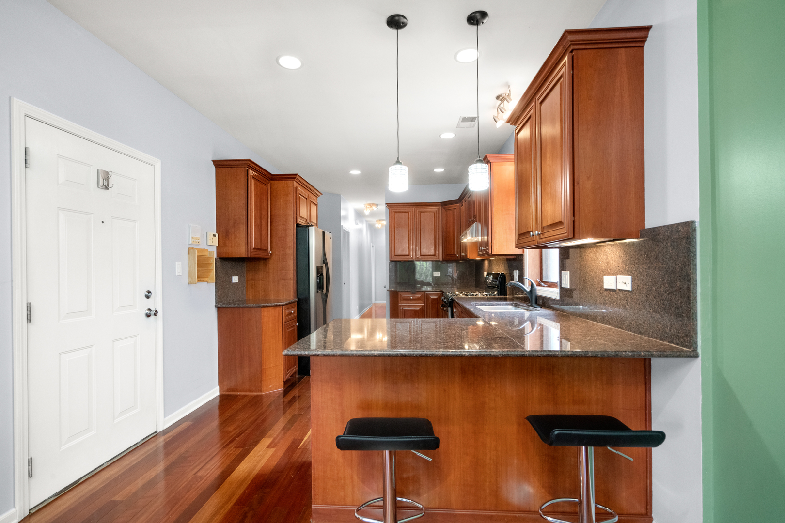 1031 N MOZART Street Unit: 2