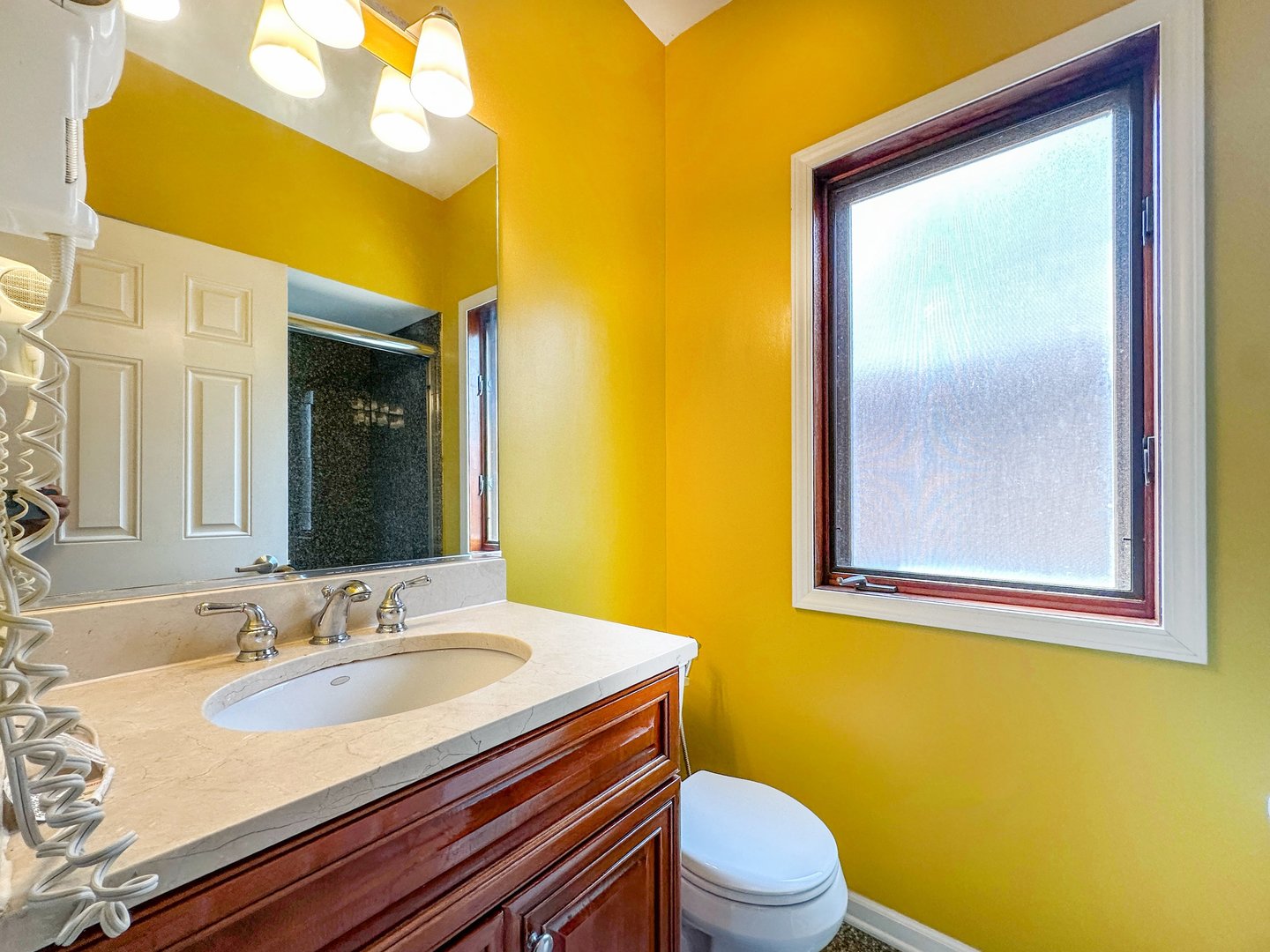 1031 N MOZART Street Unit: 2