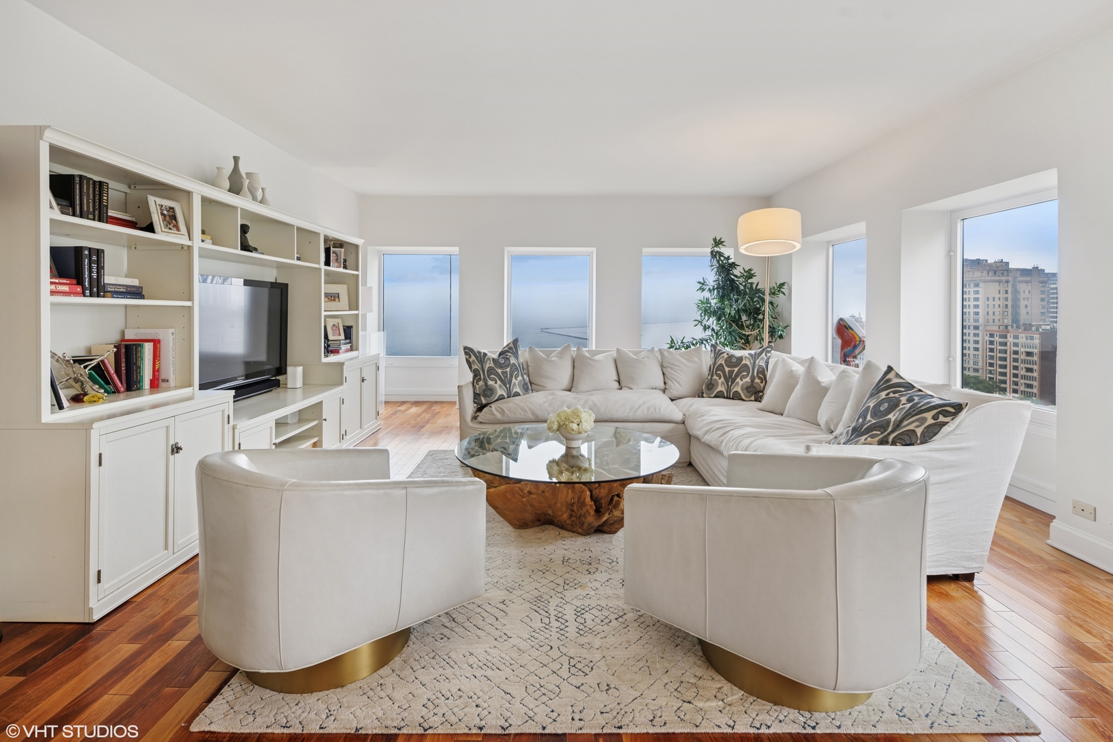 1100 N Lake Shore Drive Unit: 17B