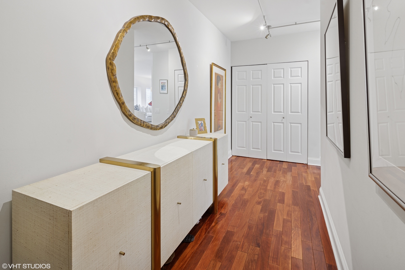 1100 N Lake Shore Drive Unit: 17B