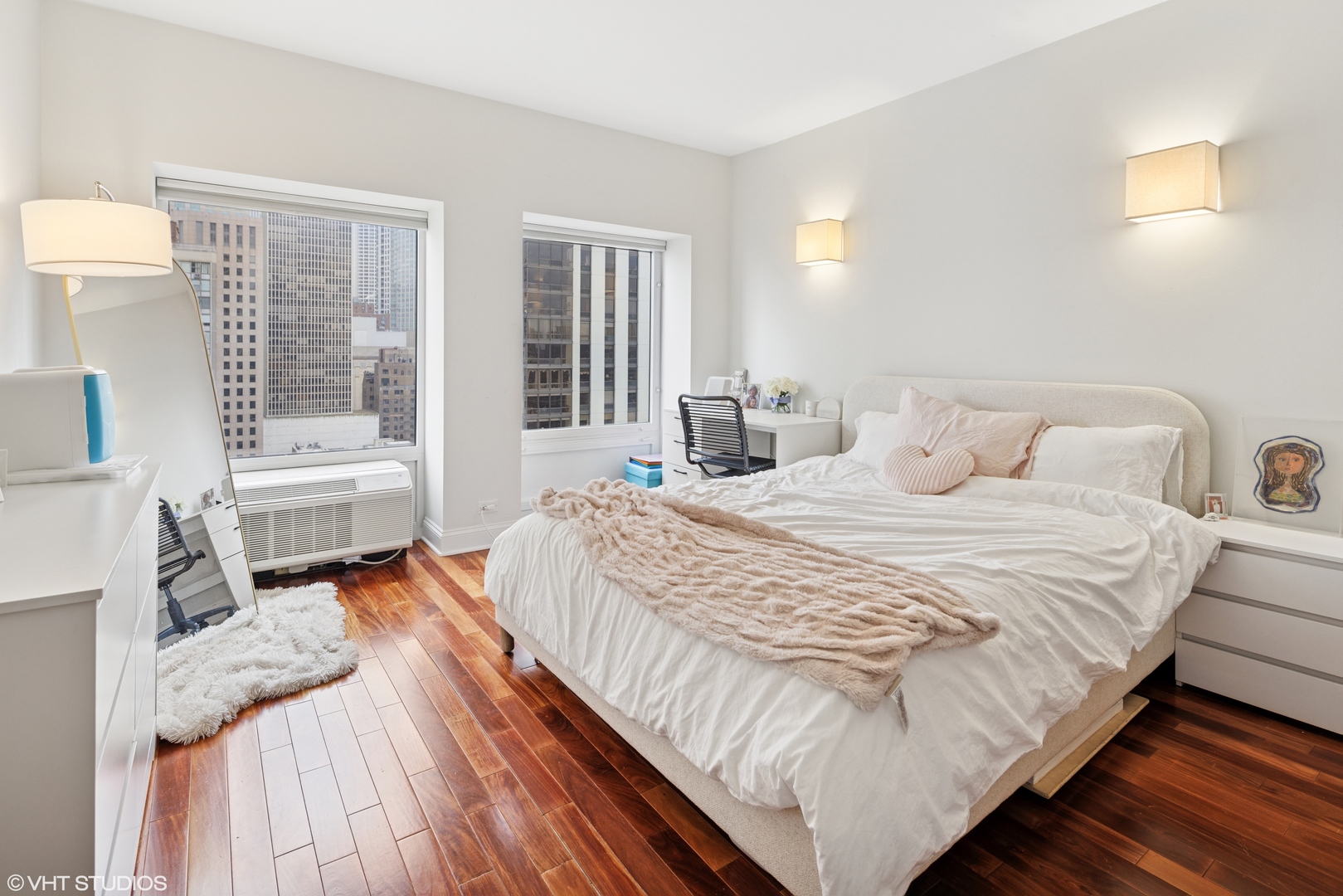 1100 N Lake Shore Drive Unit: 17B