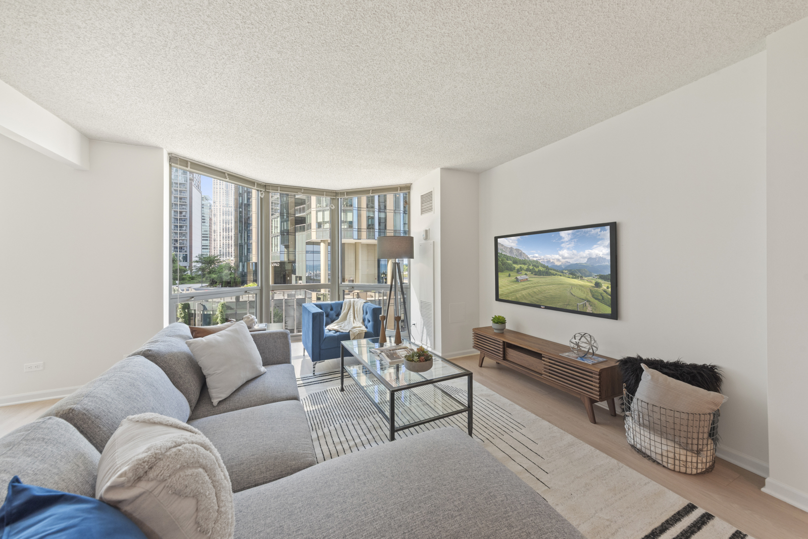 195 N Harbor Drive Unit: 209