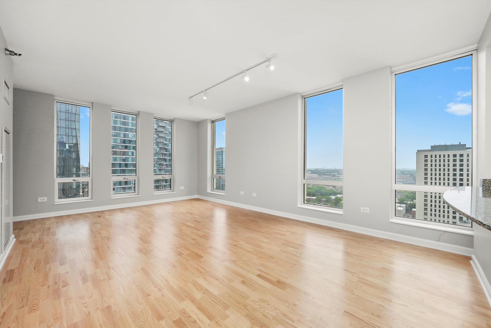 1250 S Michigan Avenue Unit: 1710