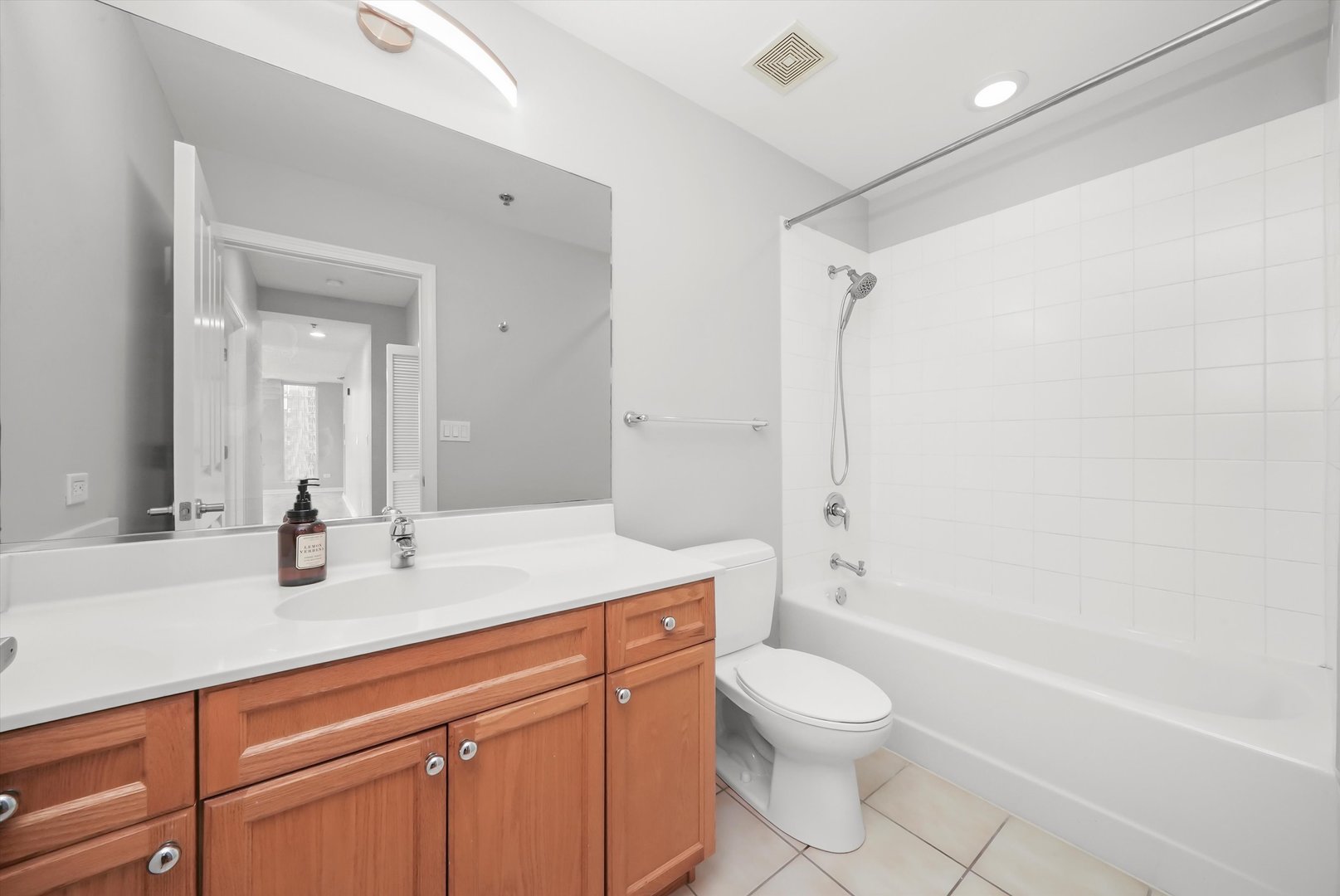 1250 S Michigan Avenue Unit: 1710