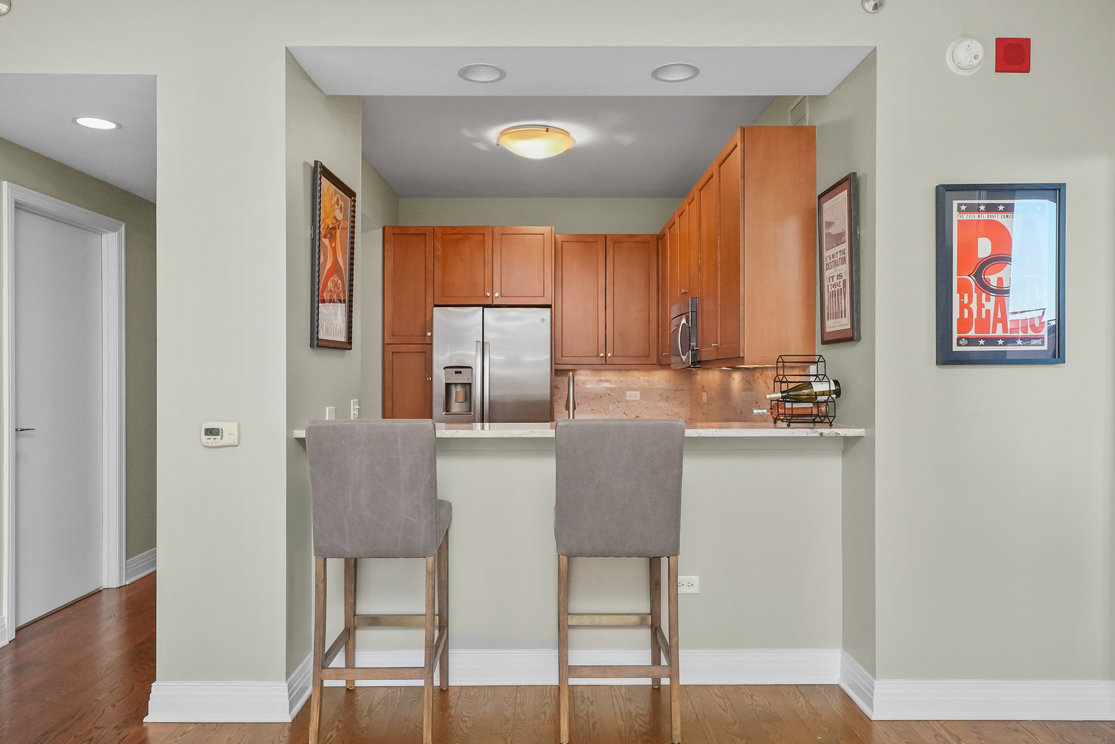 600 N Lake Shore Drive Unit: 807