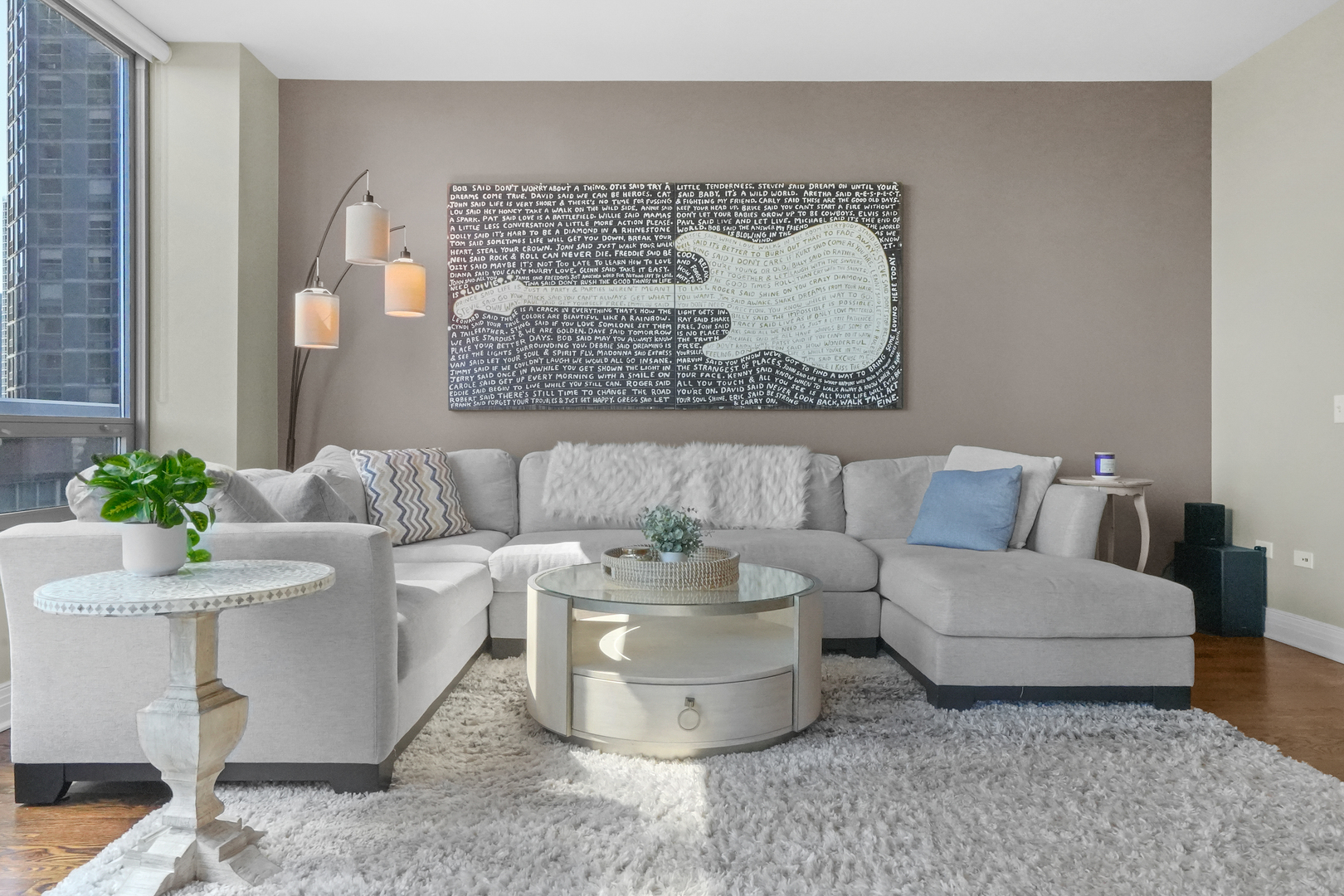 600 N Lake Shore Drive Unit: 807