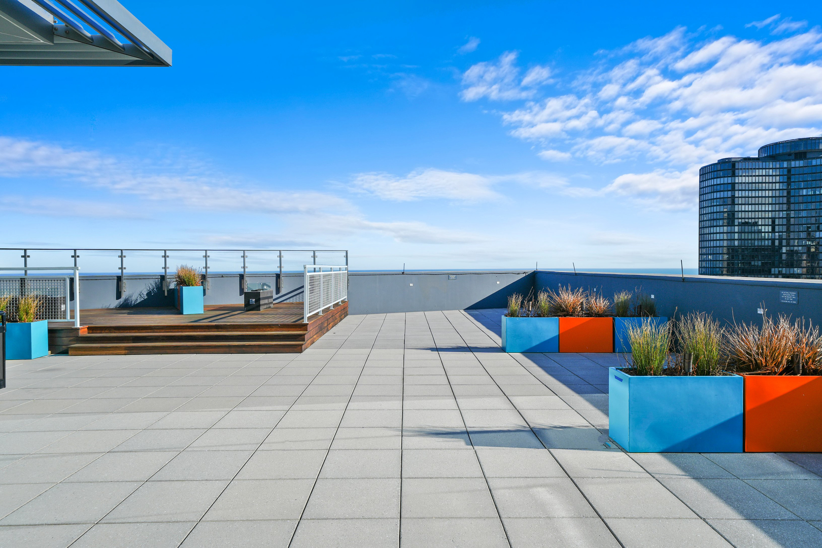 600 N Lake Shore Drive Unit: 807