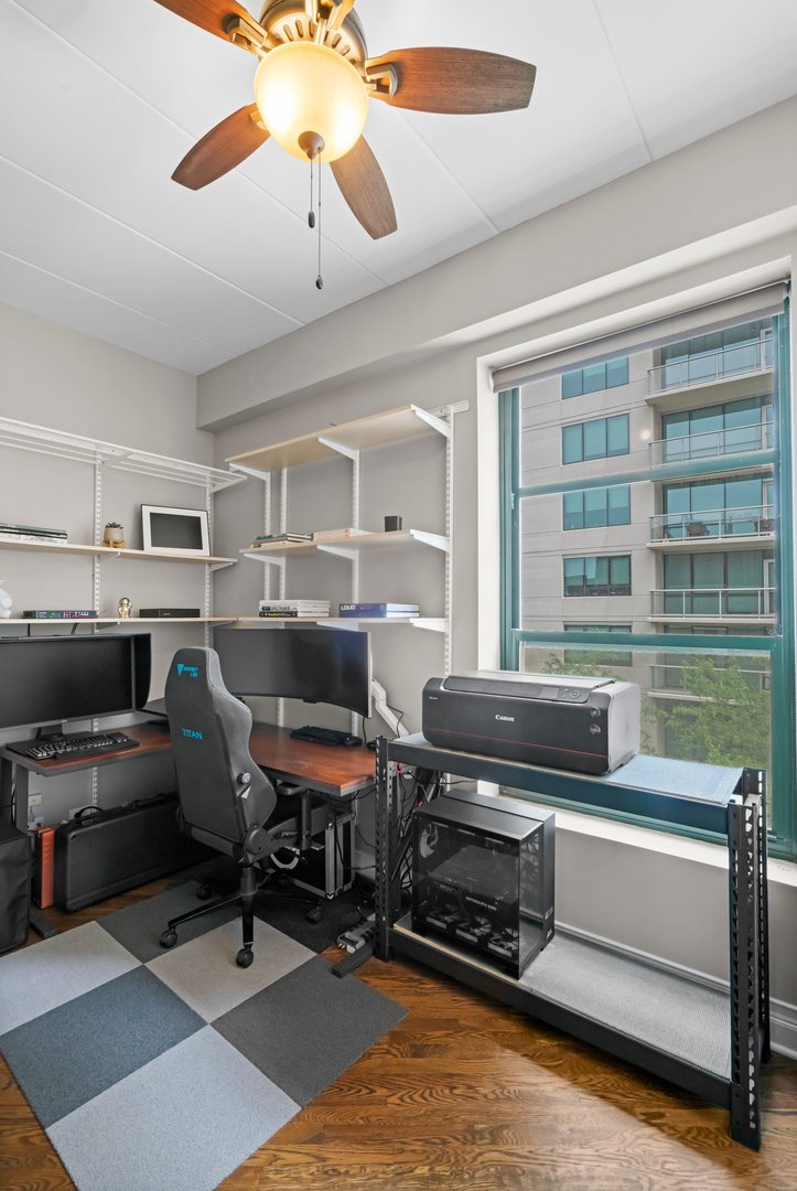 841 W Monroe Street Unit: 4A