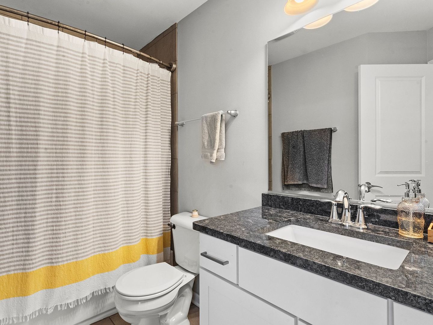 3755 S Morgan Street Unit: B