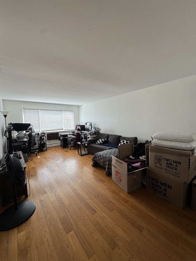 6619 N Sheridan Road Unit: 504