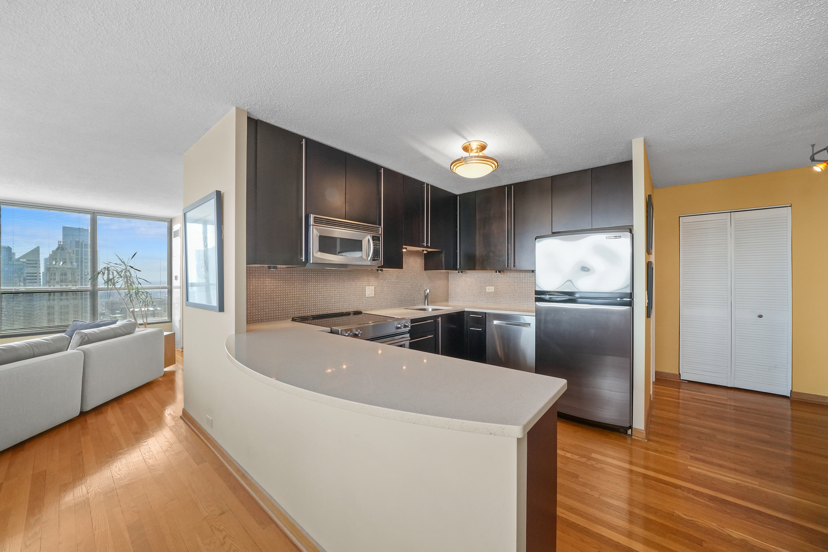 405 N WABASH Avenue Unit: 4709