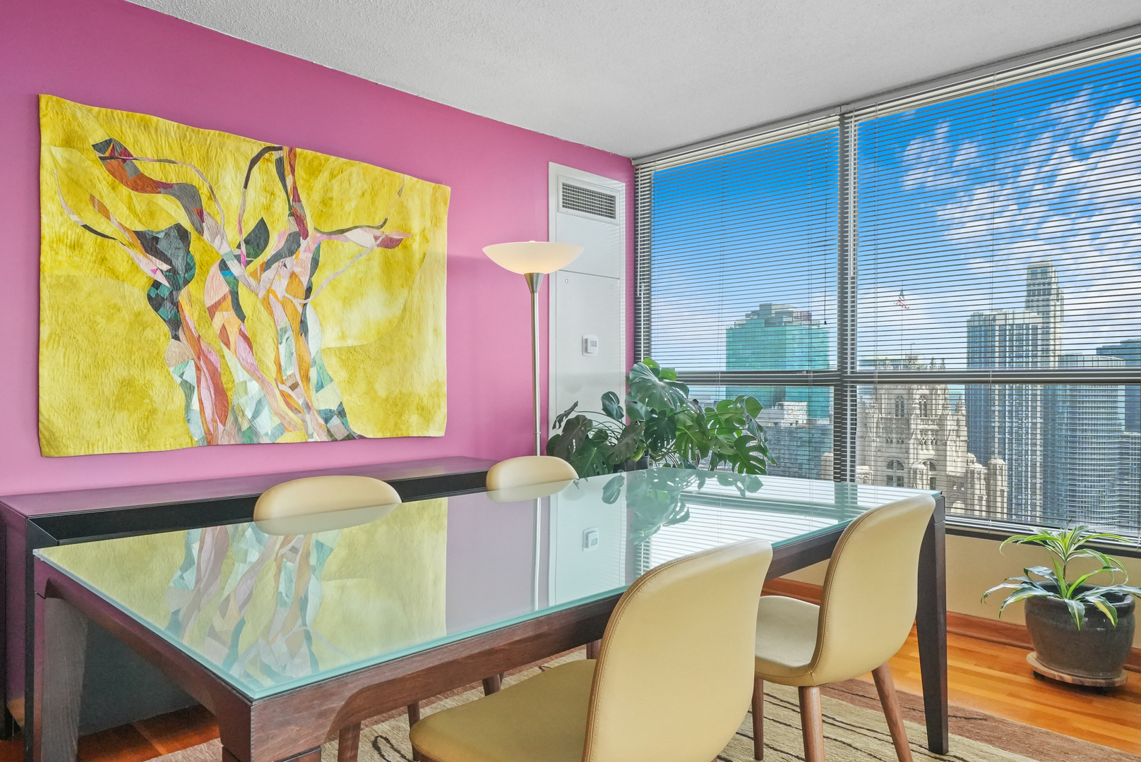 405 N WABASH Avenue Unit: 4709