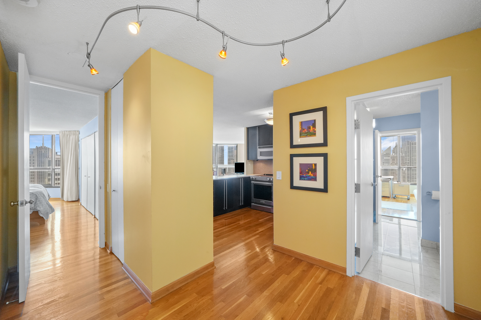 405 N WABASH Avenue Unit: 4709