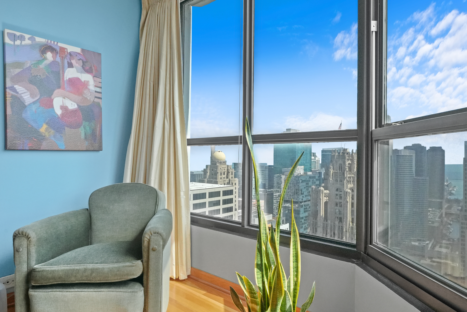 405 N WABASH Avenue Unit: 4709