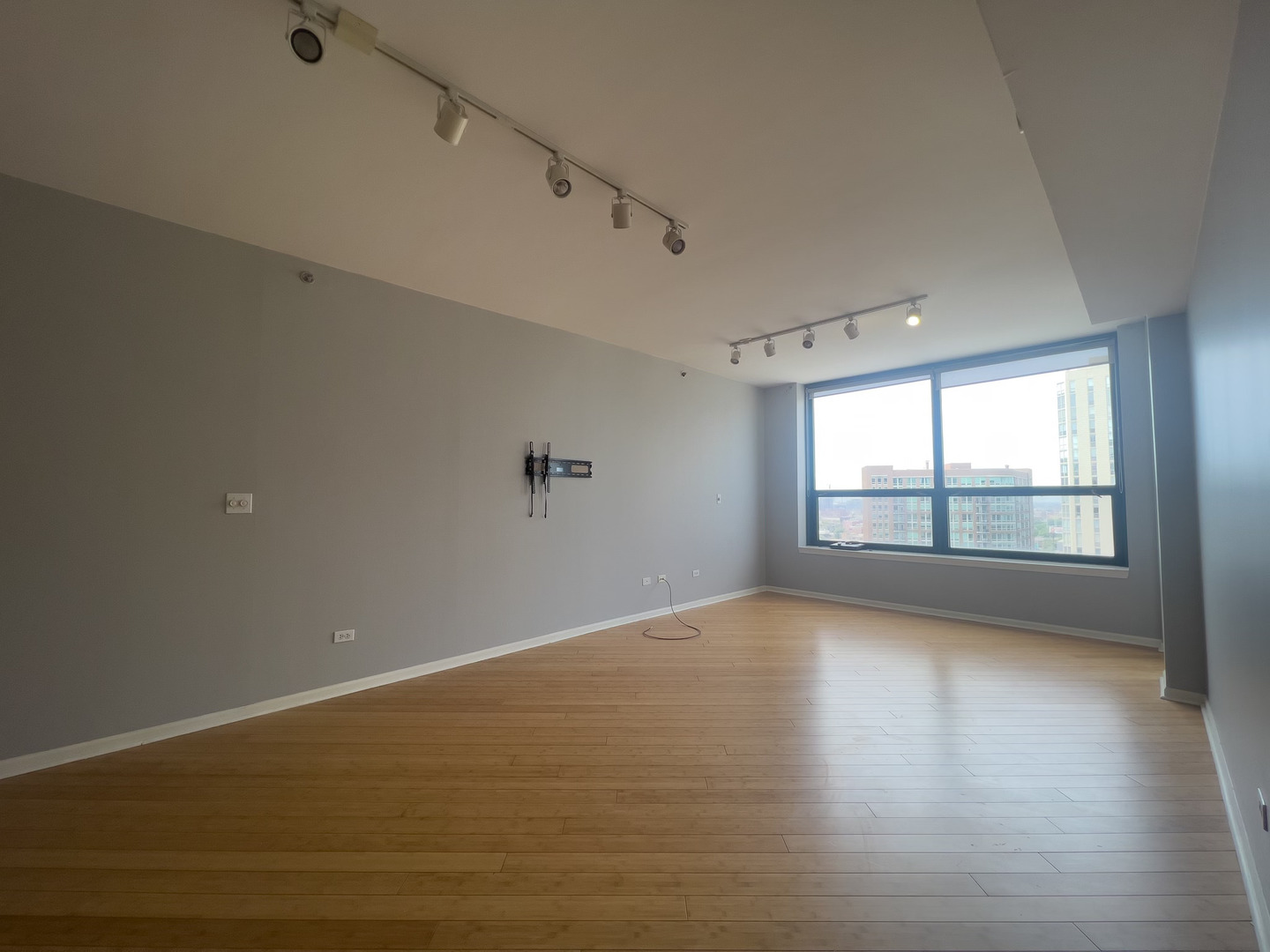 400 W Ontario Street Unit: 1608