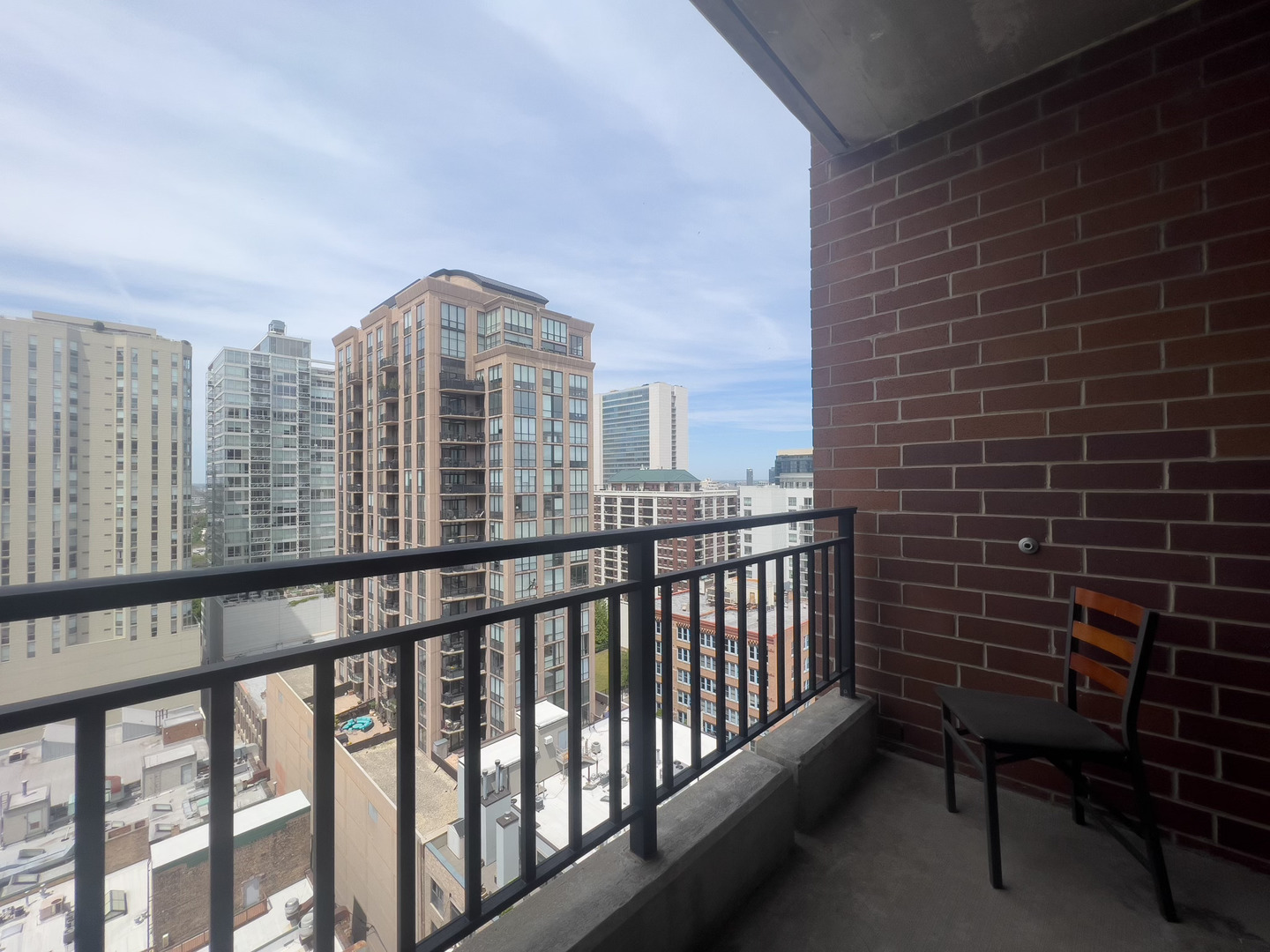 400 W Ontario Street Unit: 1608