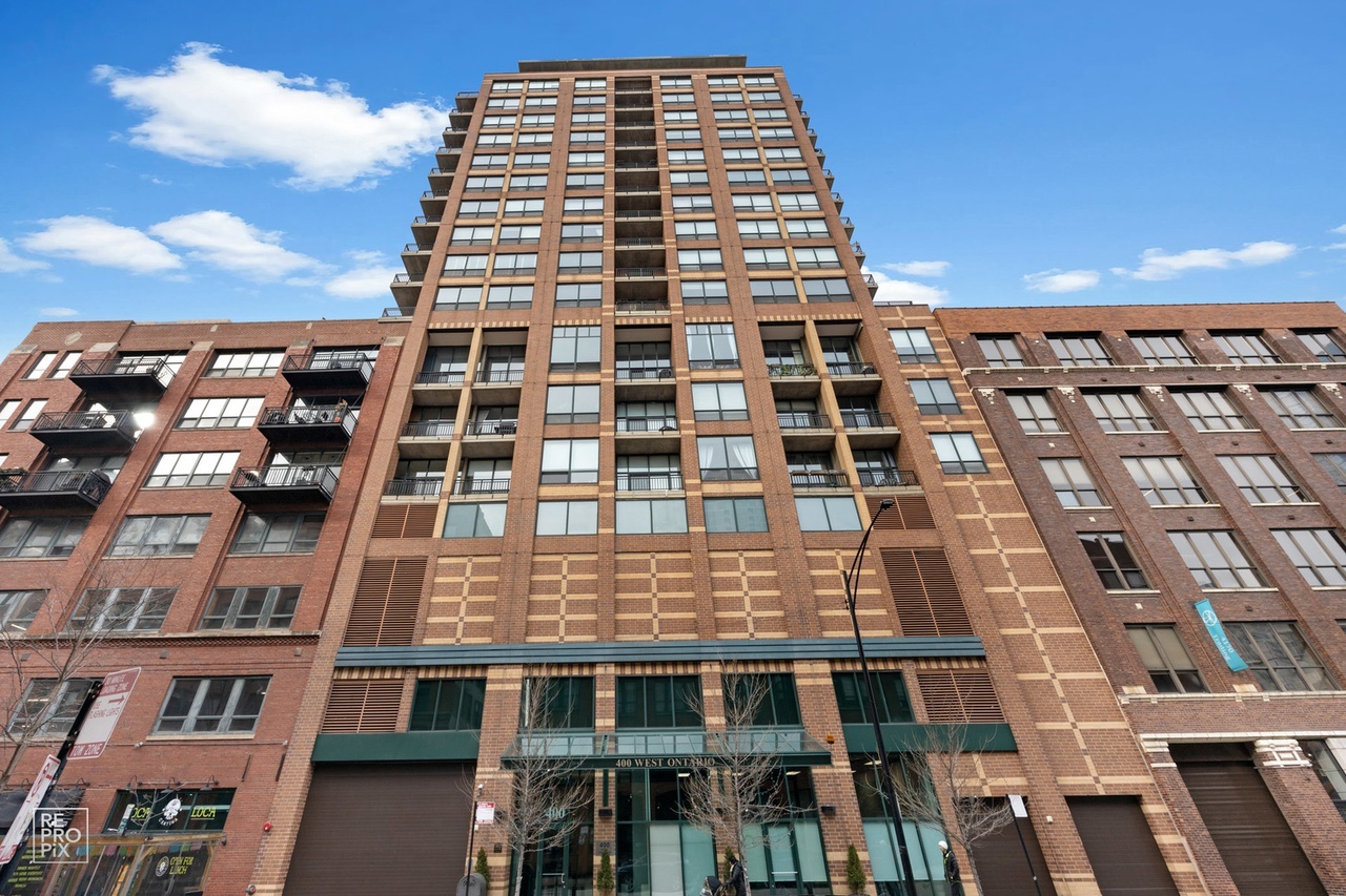 400 W Ontario Street Unit: 1608