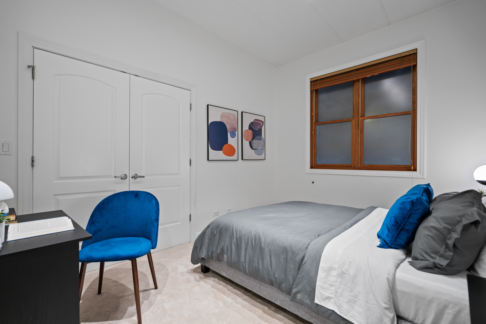 1332 W Madison Street Unit: 2E