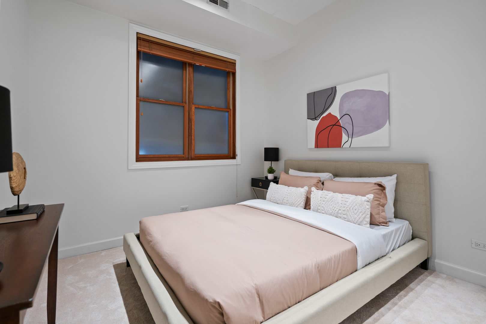 1332 W Madison Street Unit: 2E