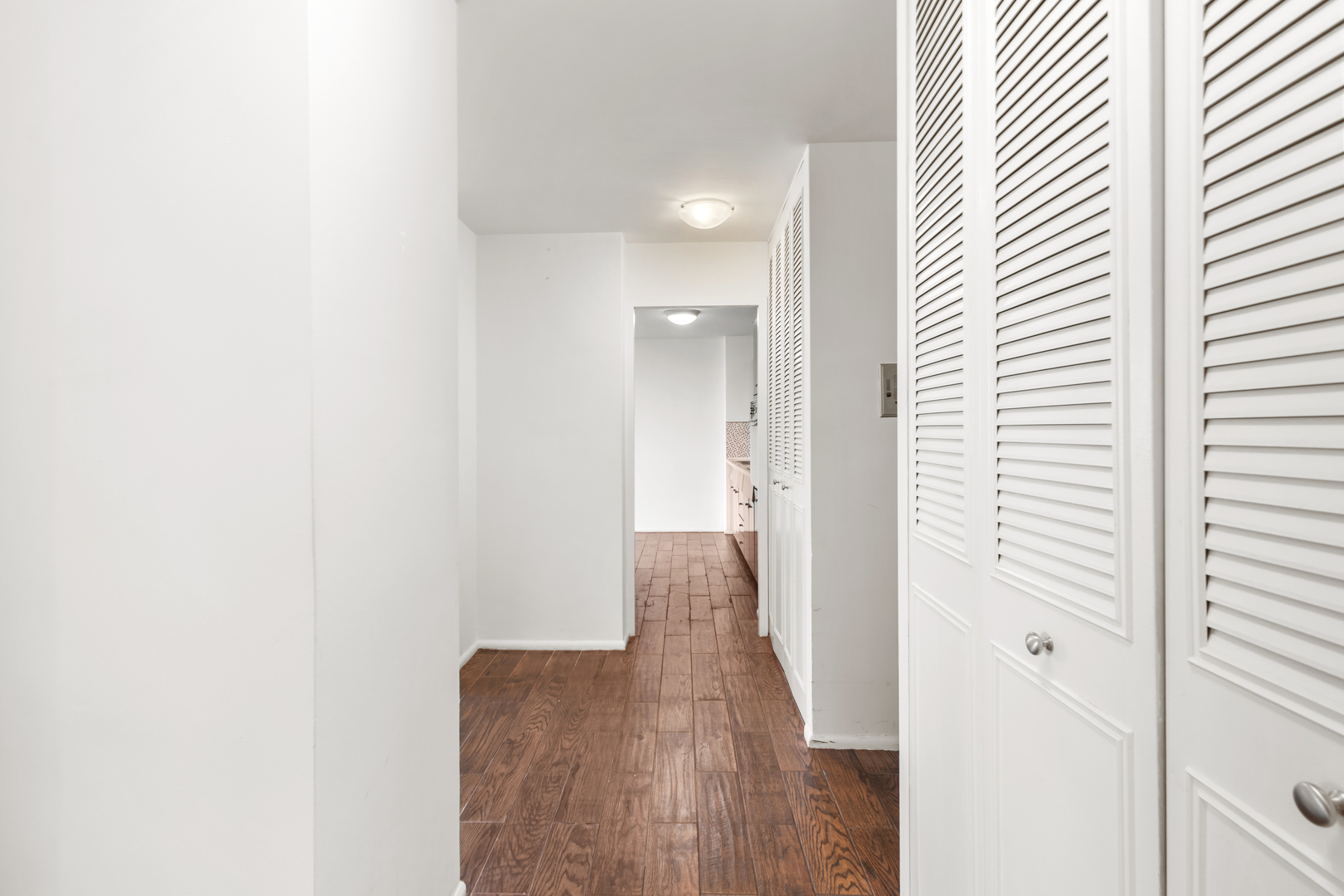 4250 N Marine Drive Unit: 1104