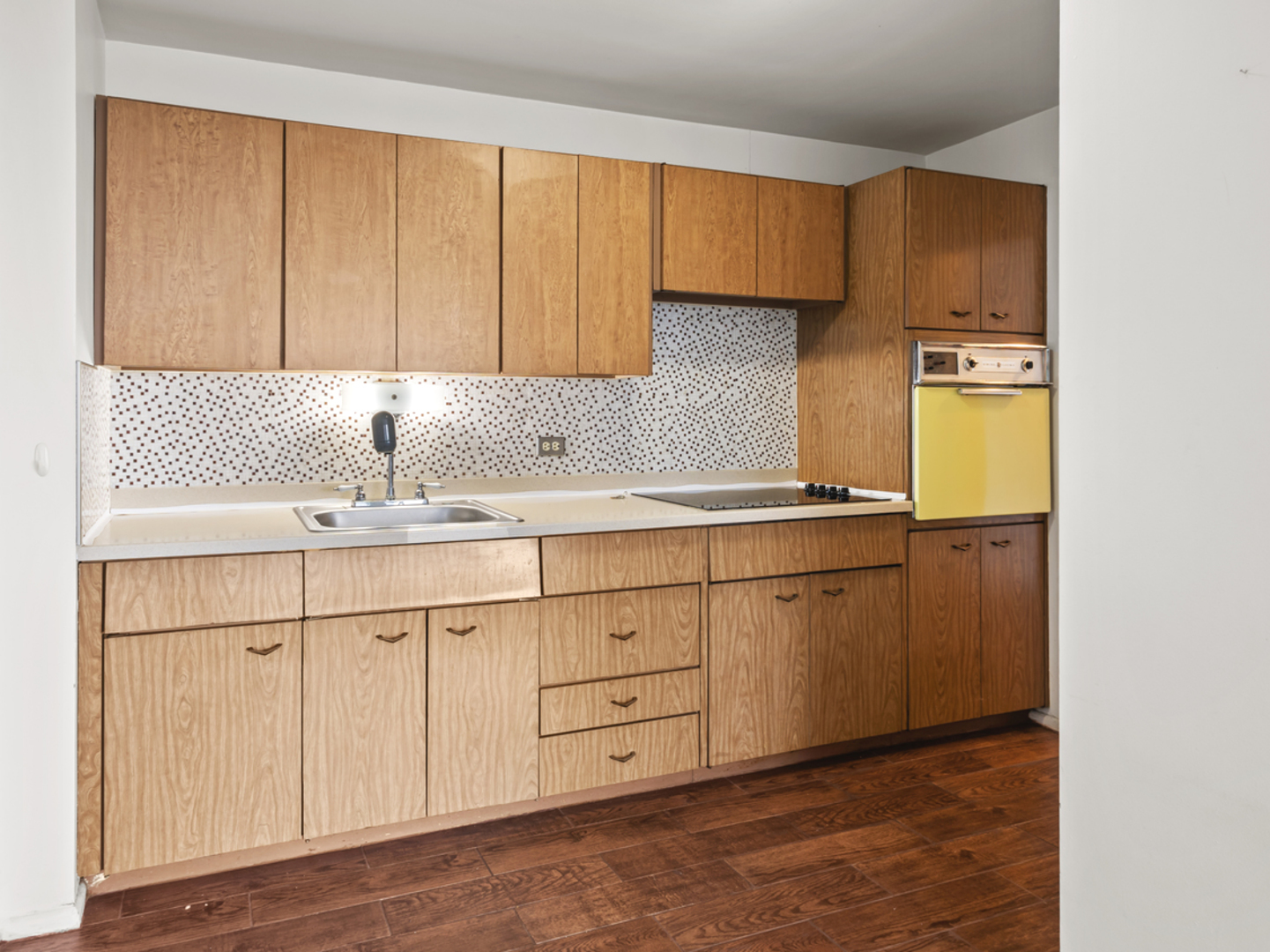 4250 N Marine Drive Unit: 1104