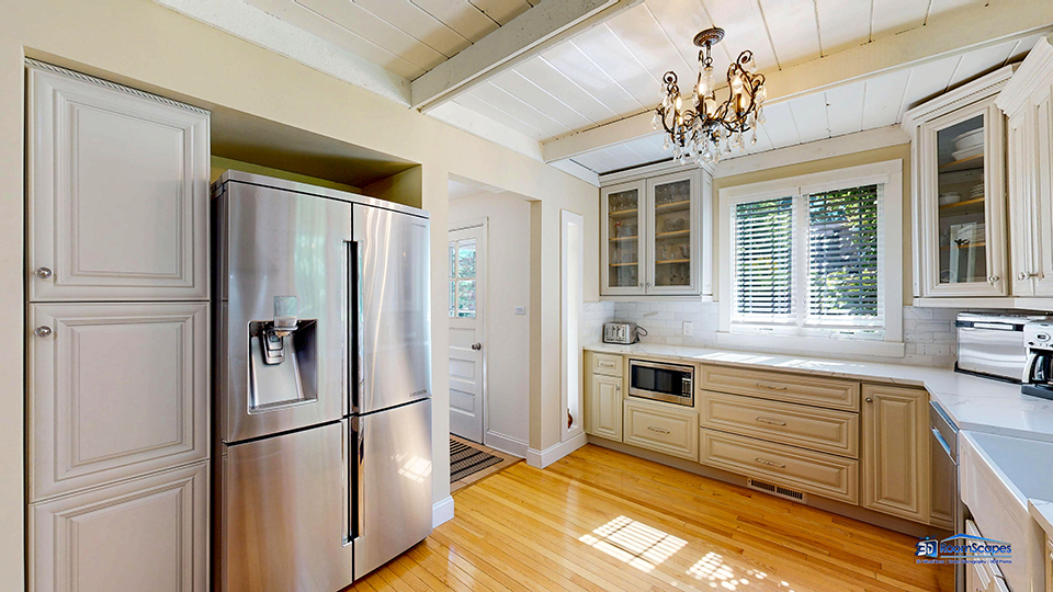 28693 W Ravine Drive