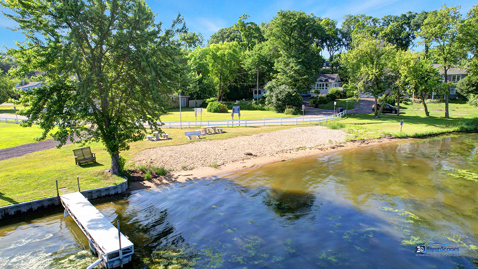 28693 W Ravine Drive