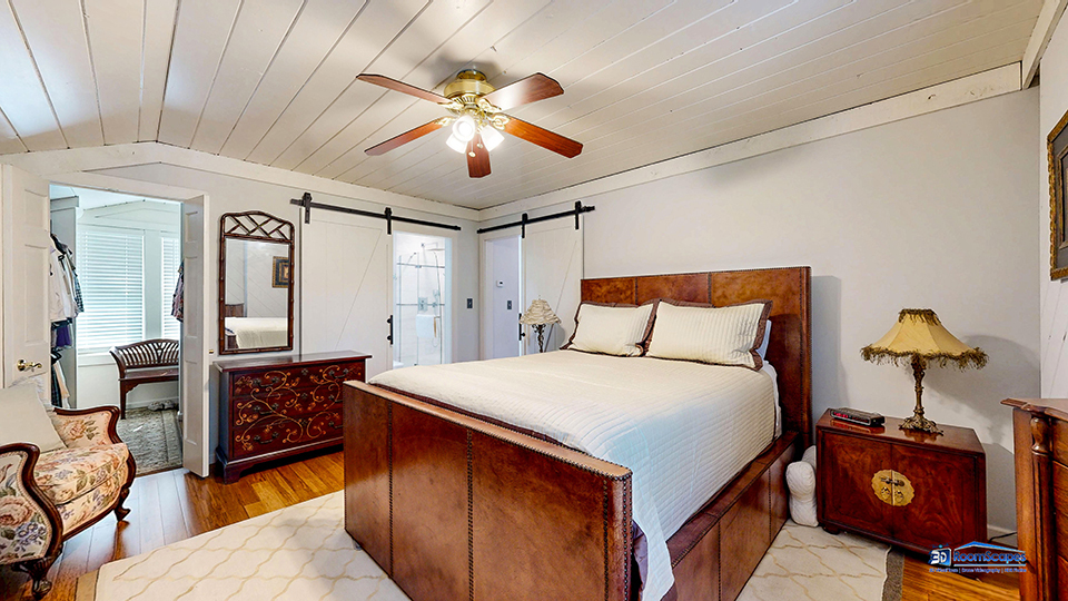 28693 W Ravine Drive