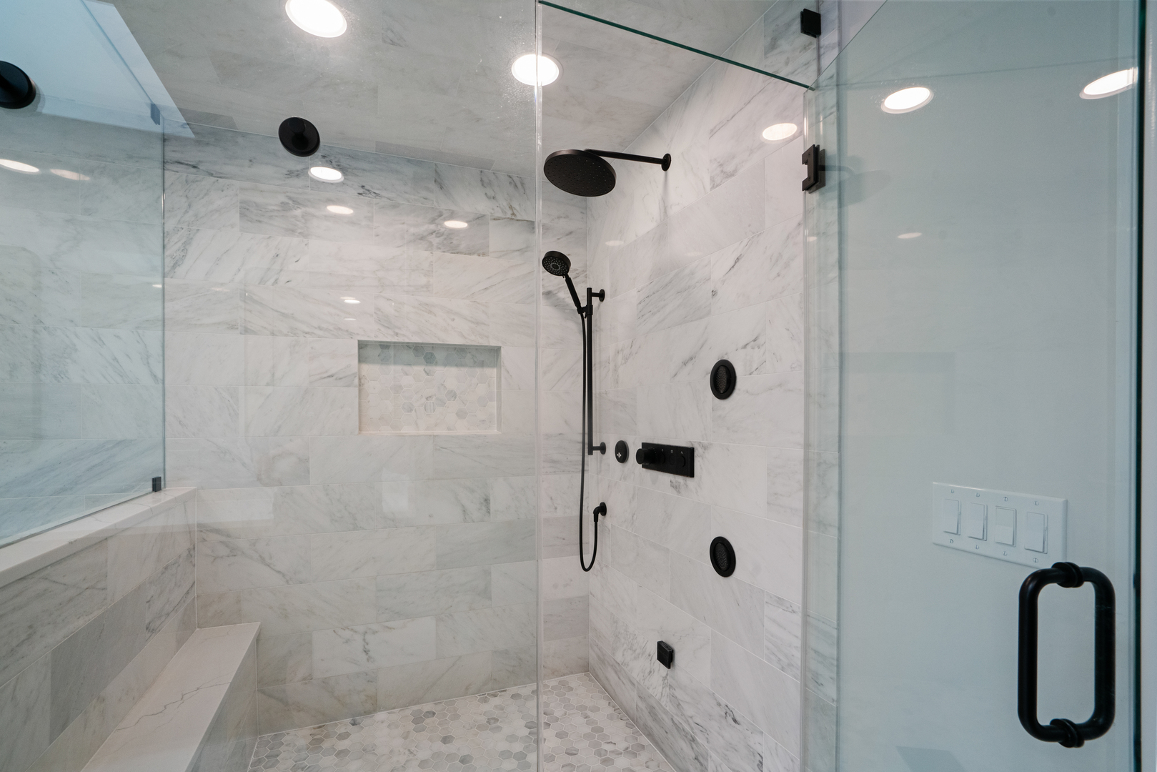 1225 N Paulina Street Unit: 3S