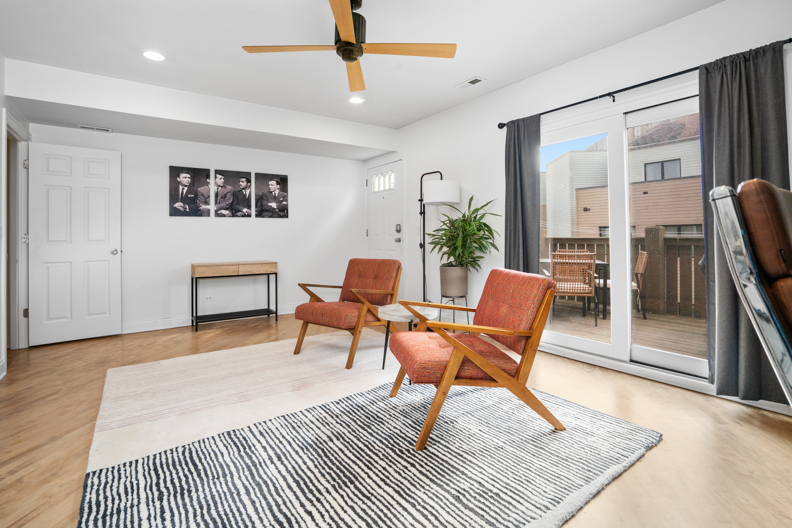 1225 N Paulina Street Unit: 3S