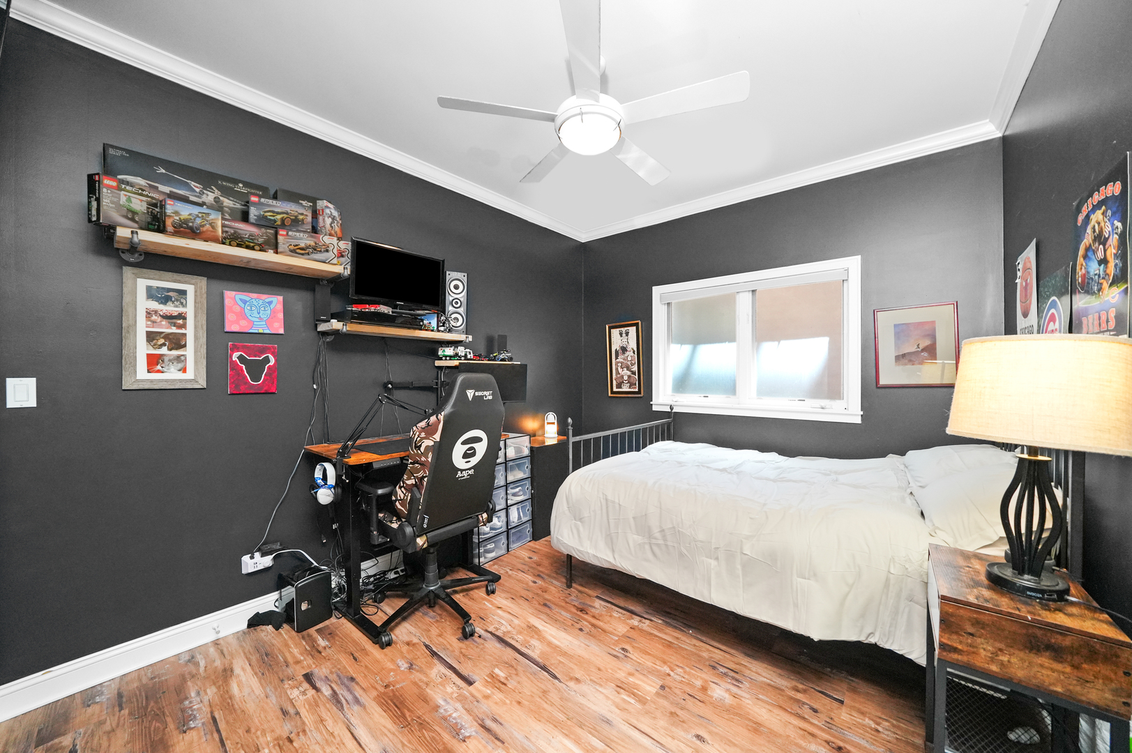 1749 W Roscoe Street Unit: 1