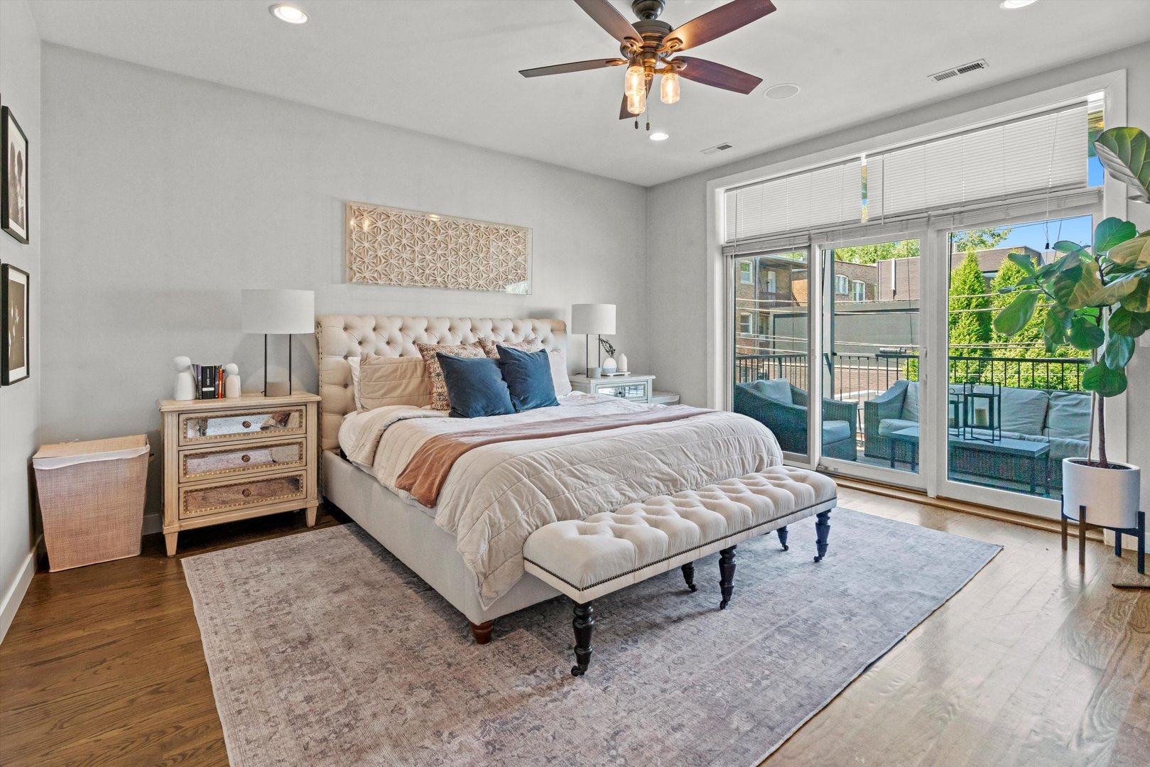 2140 W Armitage Avenue Unit: 3W