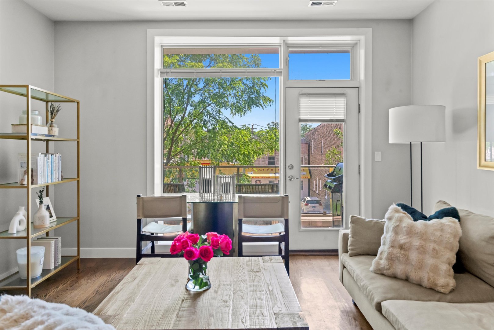 2140 W Armitage Avenue Unit: 3W