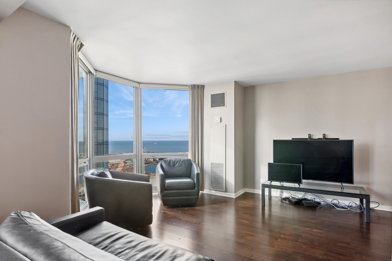 195 N Harbor Drive Unit: 3009