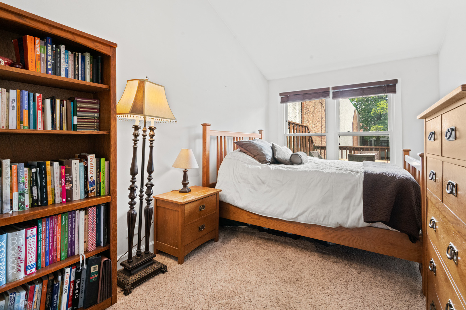 1801 W DIVERSEY Parkway Unit: 36