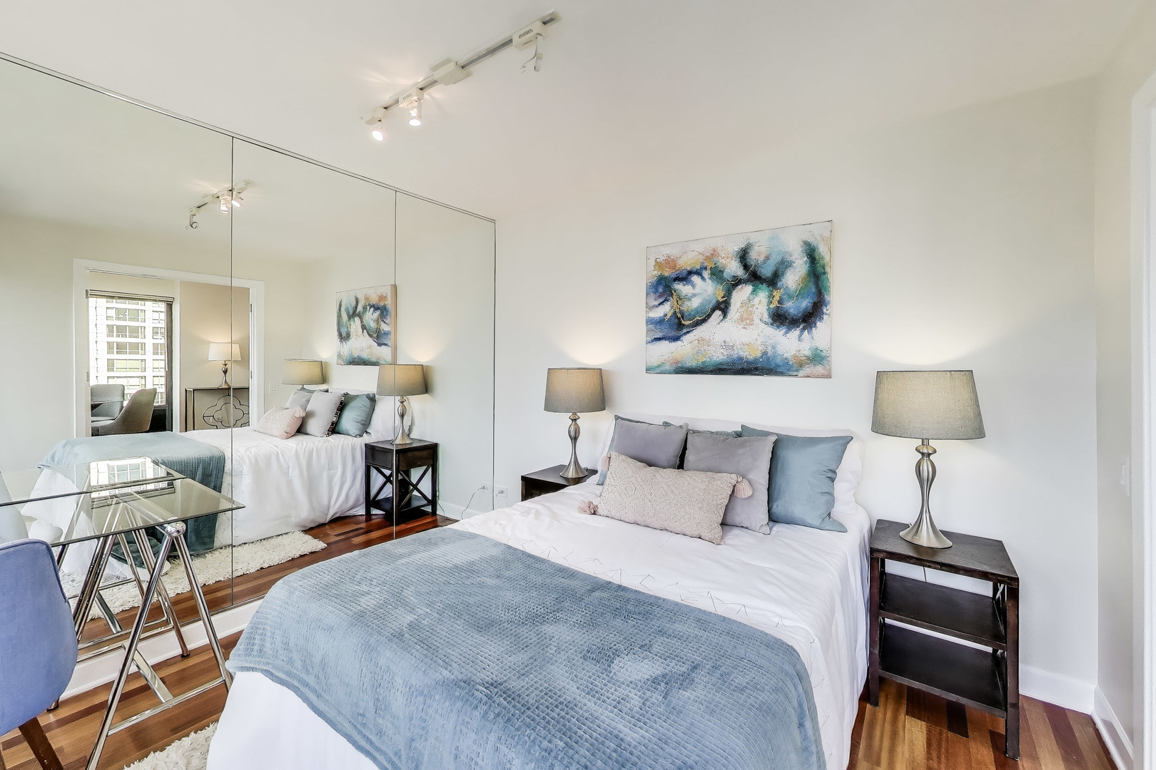 30 E Huron Street Unit: 2602