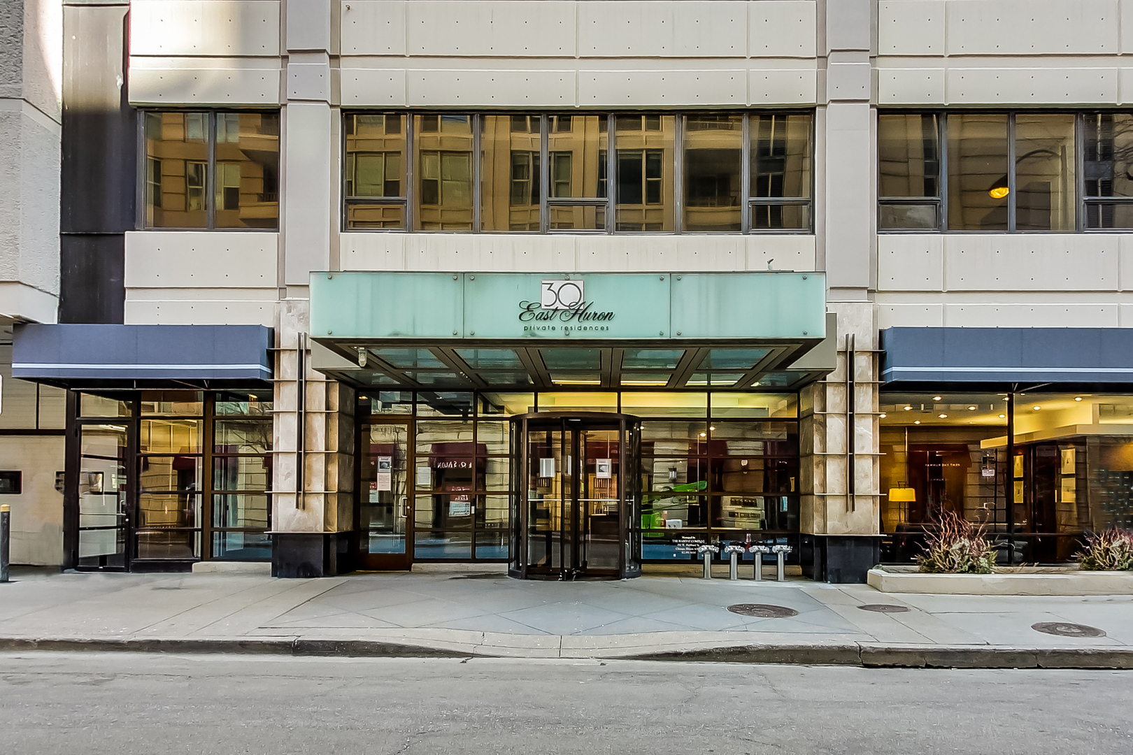 30 E Huron Street Unit: 2602