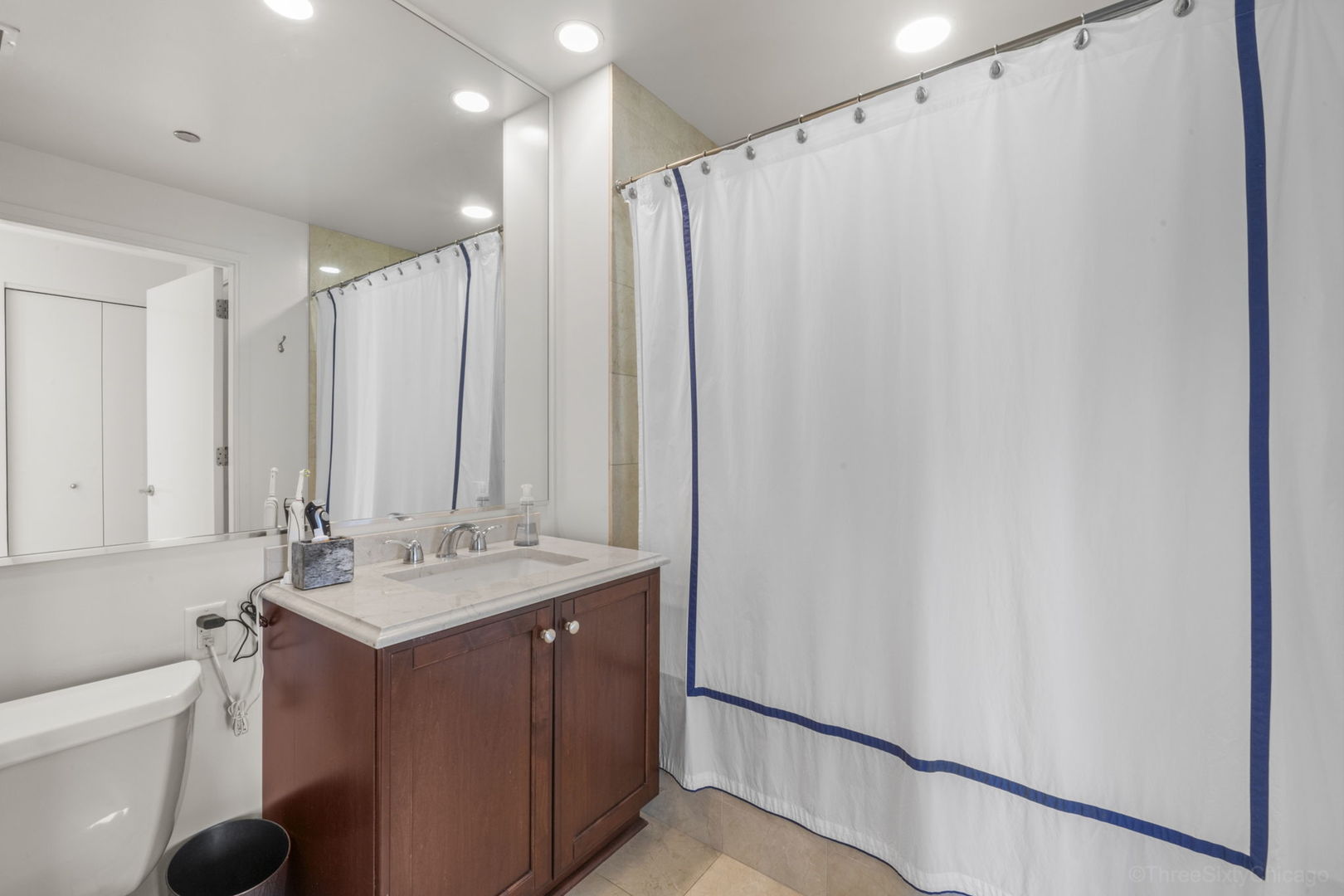 60 E MONROE Street Unit: 2606