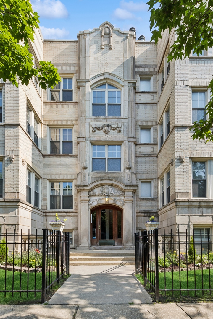 824 W Sunnyside Avenue Unit: G