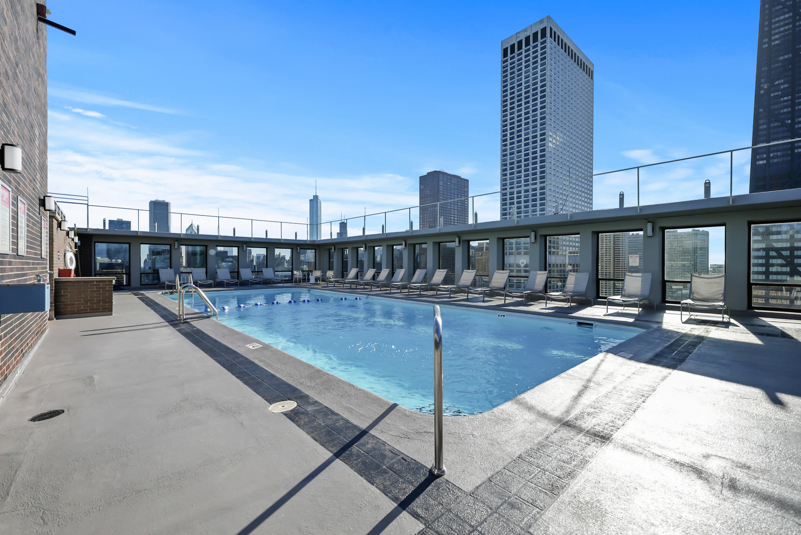 260 E CHESTNUT Street Unit: 3001